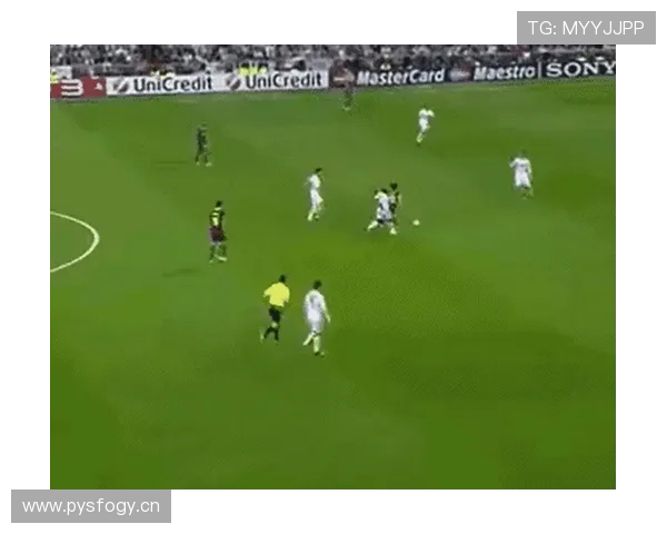 穆西亚拉与梅西盘带风格差异及技术进化趋势分析 穆西亚拉与梅西盘带风格差异及技术进化趋势分析