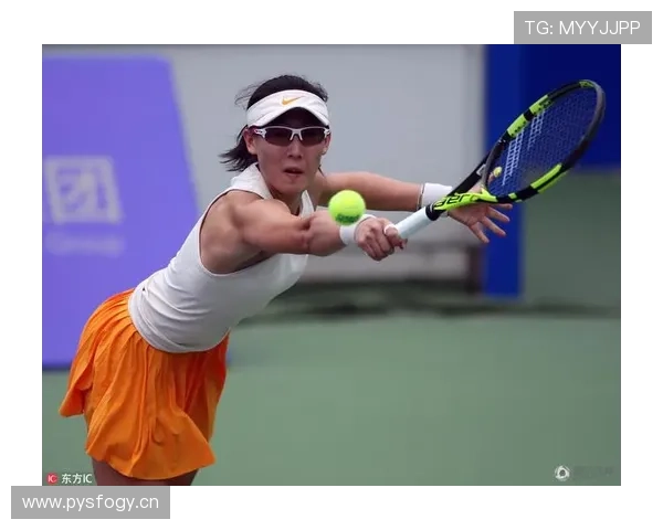 刚看到郑赛赛下场那包比我一年的房租还扎眼